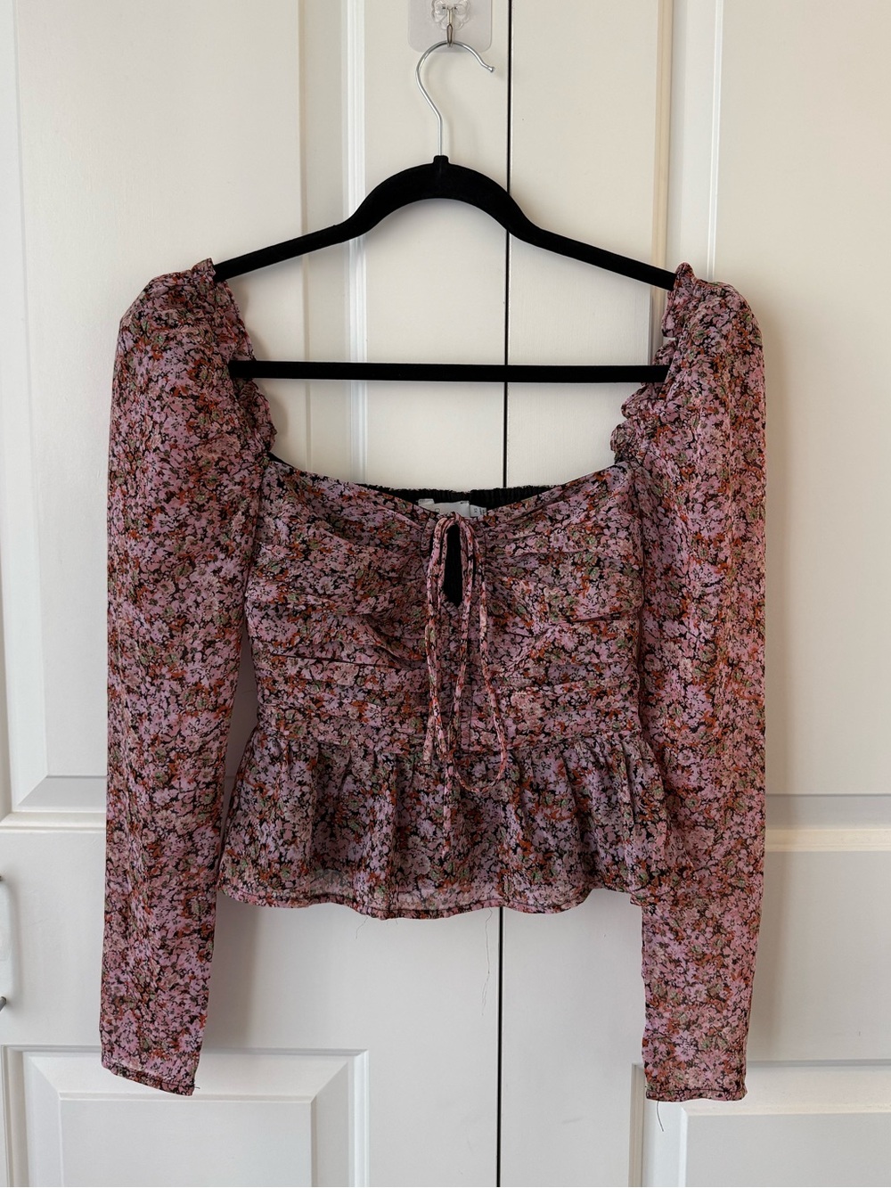 ASTR the label Toni Foral Smocked Top Blouse Size XS